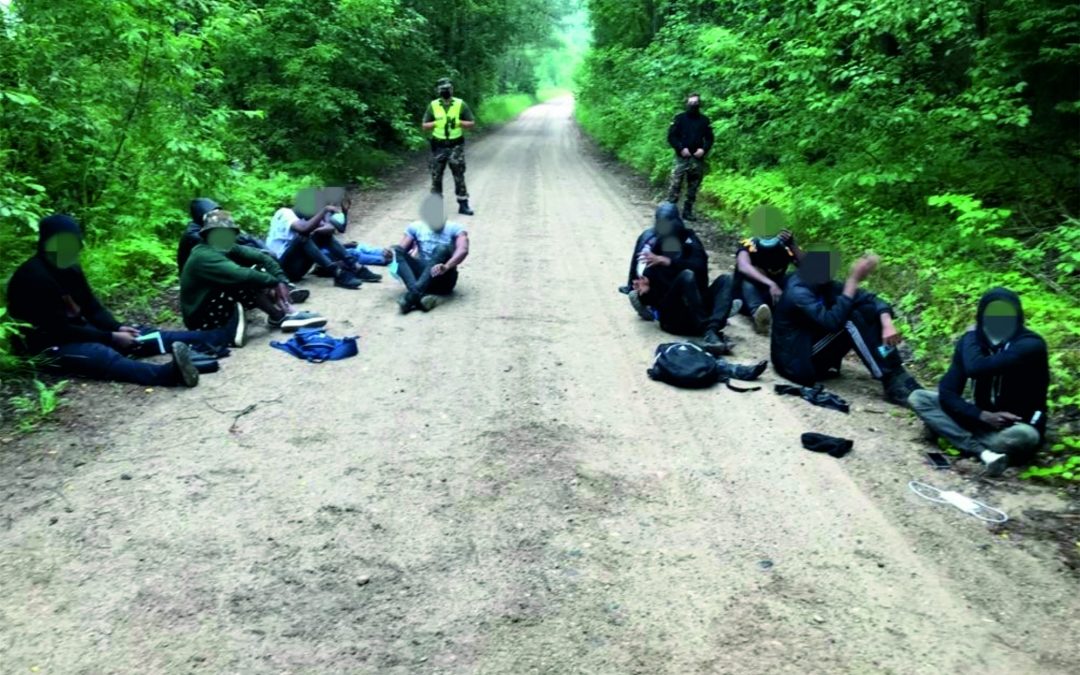 Литовские пограничники за сутки задержали 150 нелегальных мигрантов