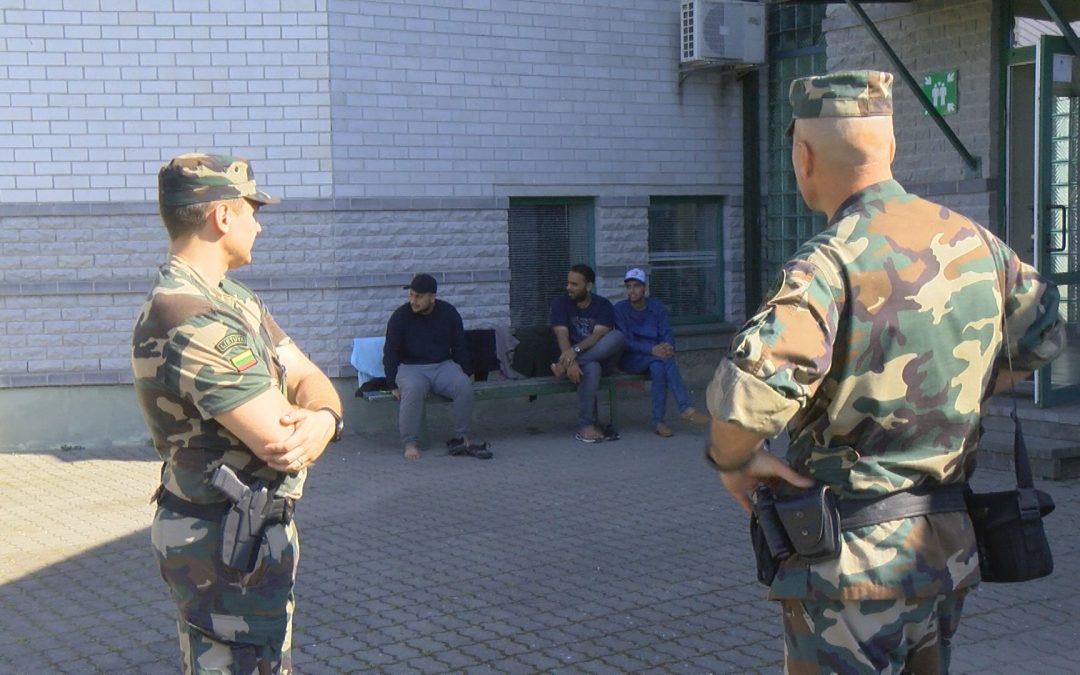 Пощёчина! Г. Ландсбергис просил помощи у Ирака, но там решили в два раза увеличить рейсы в Минск