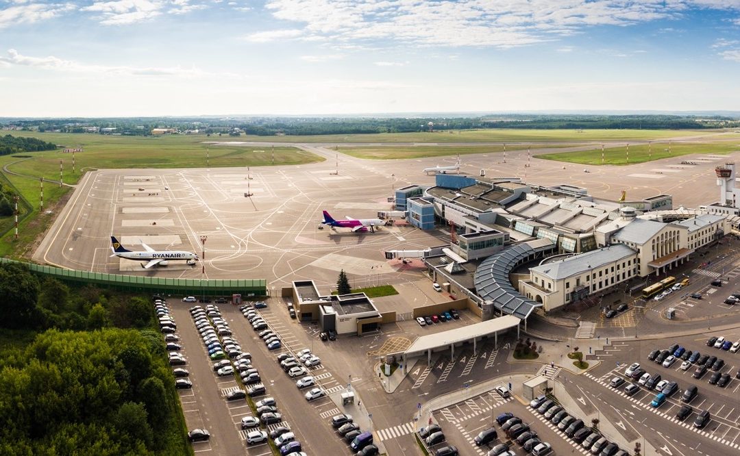 Министр транспорта предложил снести здание аэропорта Вильнюса