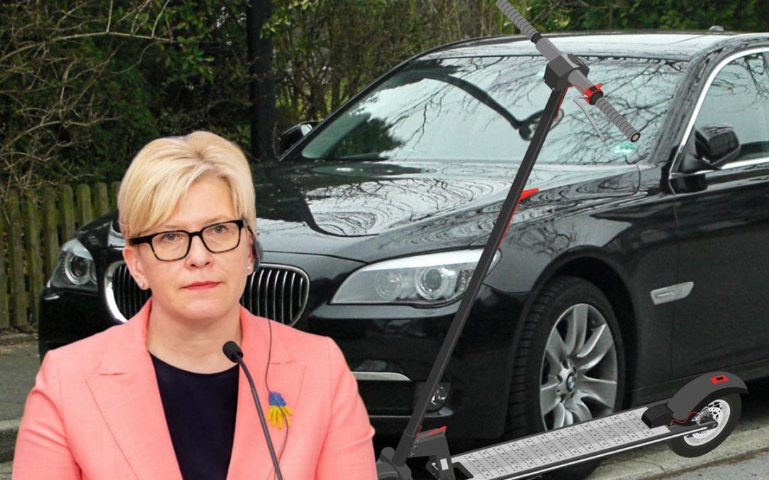 Автомобиль премьер-министра в Вильнюсе столкнулся с женщиной на самокате