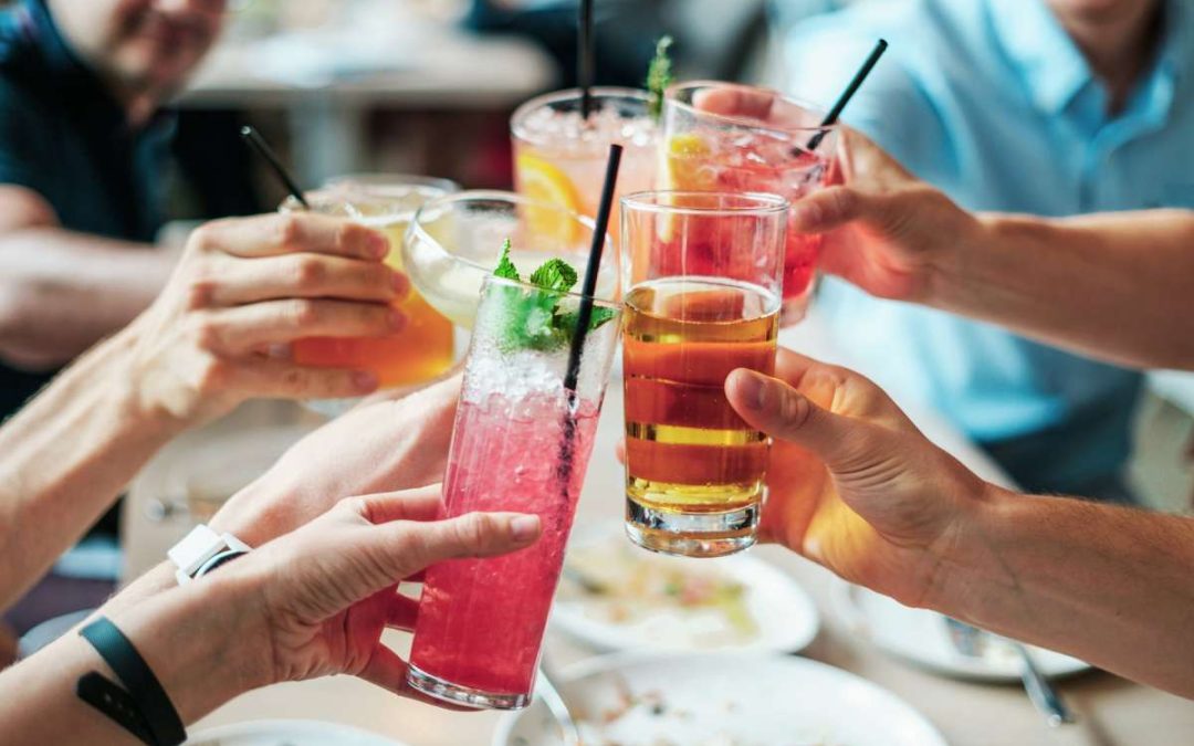 Большая часть жителей Литвы употребляет алкоголь, но не напивается — исследование