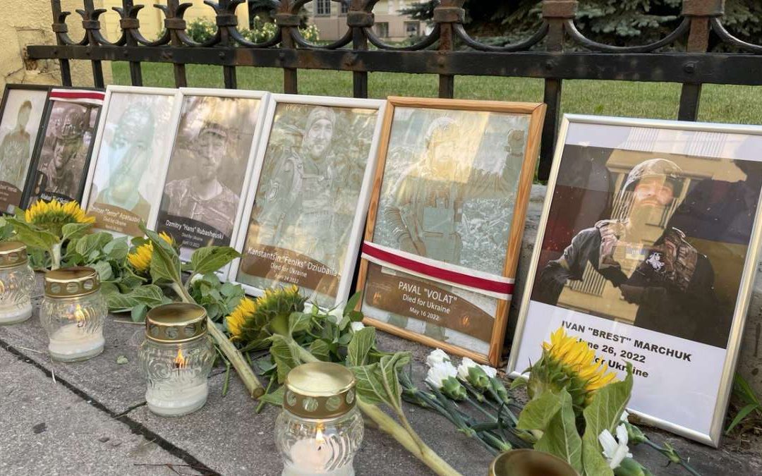 Около посольства Беларуси в Вильнюсе продолжится «Вахта Света»