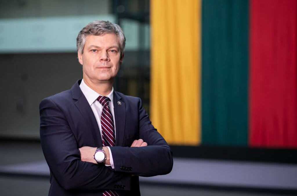 Глава ДГБ Литвы скептически воспринял призывы запретить россиянам выдачу шенгенских виз