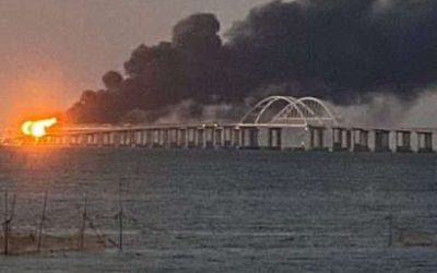 Анушаускас: пожар на Крымском мосту мог быть результатом борьбы сфер влияния