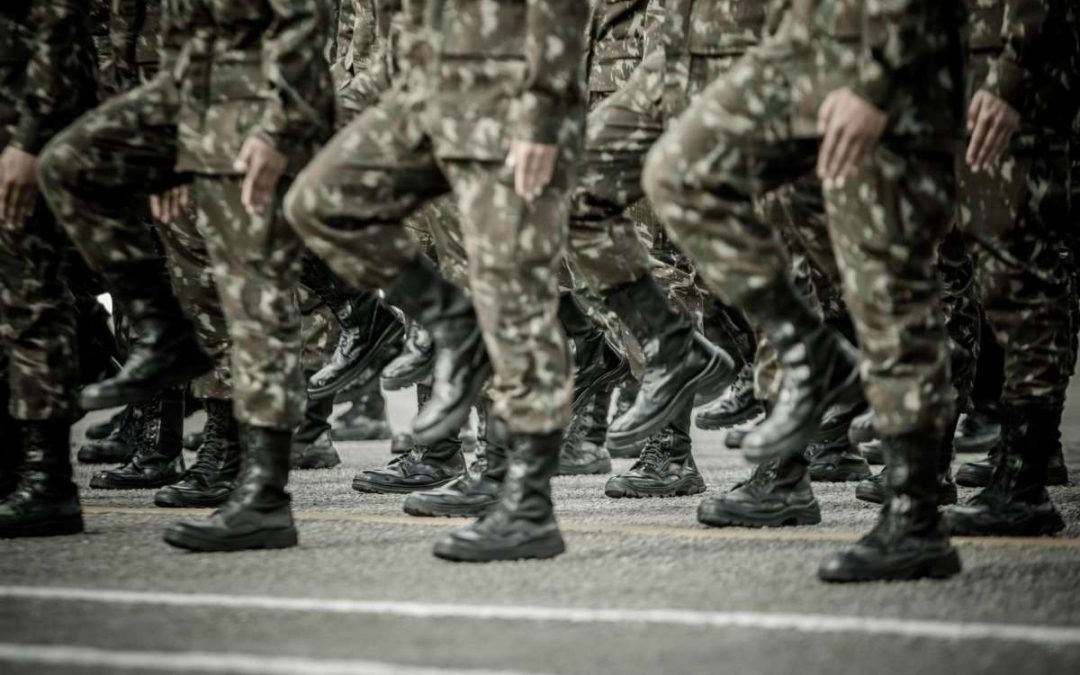 Министр предлагает сокращать срок обязательной армейской службы до полугода, но повышать количество военнослужащих