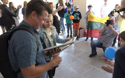 Висагинские школьники встретились с путешественником Ауримасом Валуявичюсом (видео)