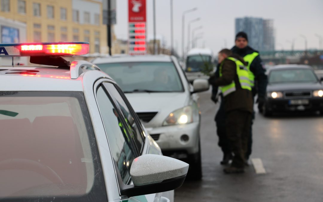 Полиция объявляет, к кому из водителей будет особое внимание: график рейдов в октябре