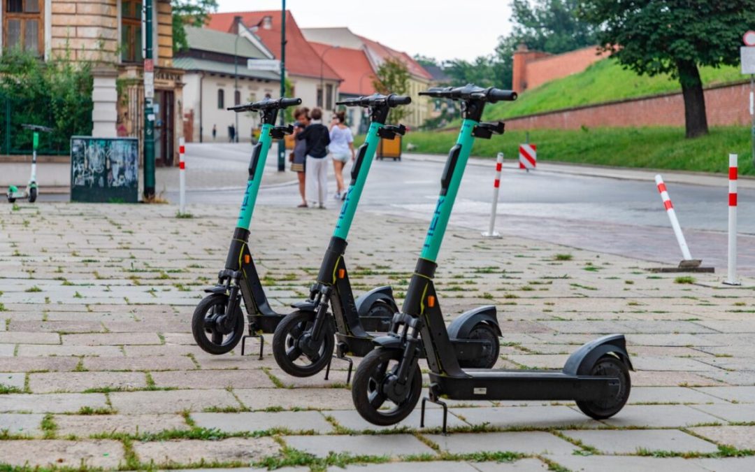 В новогоднюю ночь аренда автомобилей Bolt Drive и электрических самокатов будет временно недоступна